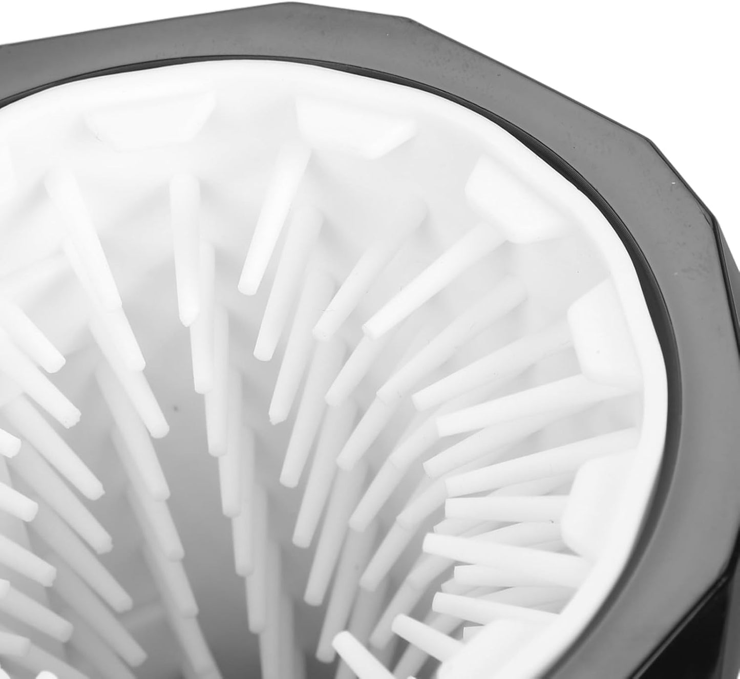 Automatic Dog Paw Cleaner, Multifunction Powerful Silicone Bristles Rechargeable Dog Paw Washer Cup, Portable Pet Paw Cleaner Dog Foot Washer for Large Dogs Cats Grooming(Black and White)