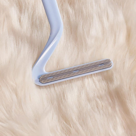 Double-Sided Carpet Scraper Pet Hair Remover Carpet Rake Cat Dog Hair Remover for Couch Rug Furniture Car Plus Pet Comb Brush (Blue)