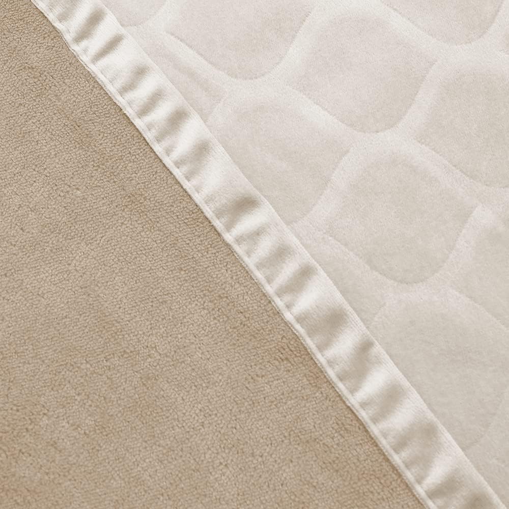 fuguitex Waterproof Dog Blanket Bed Cover Dog Crystal Velvet Moroccan Fuzzy Cozy Plush Pet Blanket Throw Blanket for Couch Sofa(40 * 60 inch, Cream+Beige)