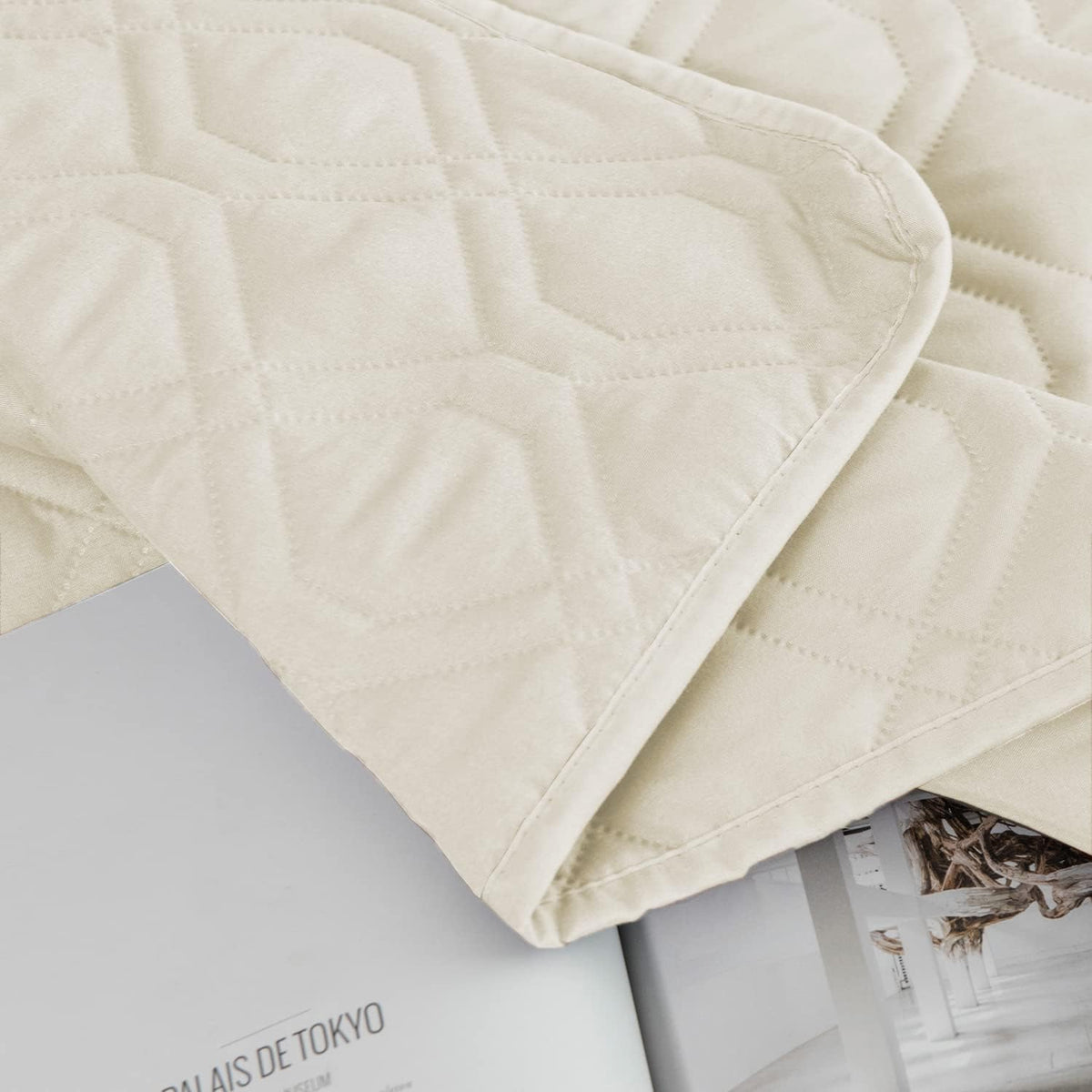 Waterproof Dog Bed Cover Pet Blanket for Furniture Bed Couch Sofa Reversible - Colors A