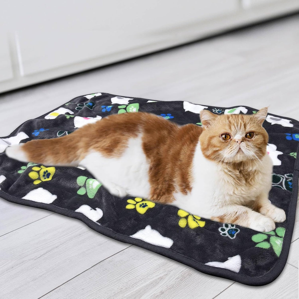Blanket for Large Dogs & Cats Soft Reversible Cute Paw 40"x31"