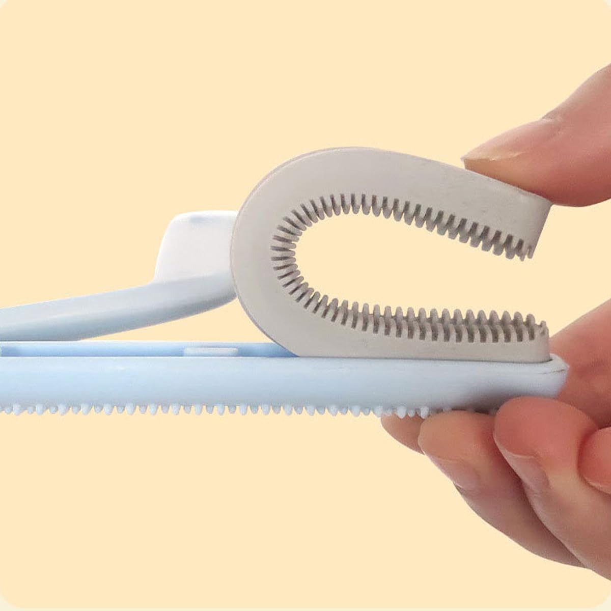 Double-Sided Carpet Scraper Pet Hair Remover Carpet Rake Cat Dog Hair Remover for Couch Rug Furniture Car Plus Pet Comb Brush (Blue)
