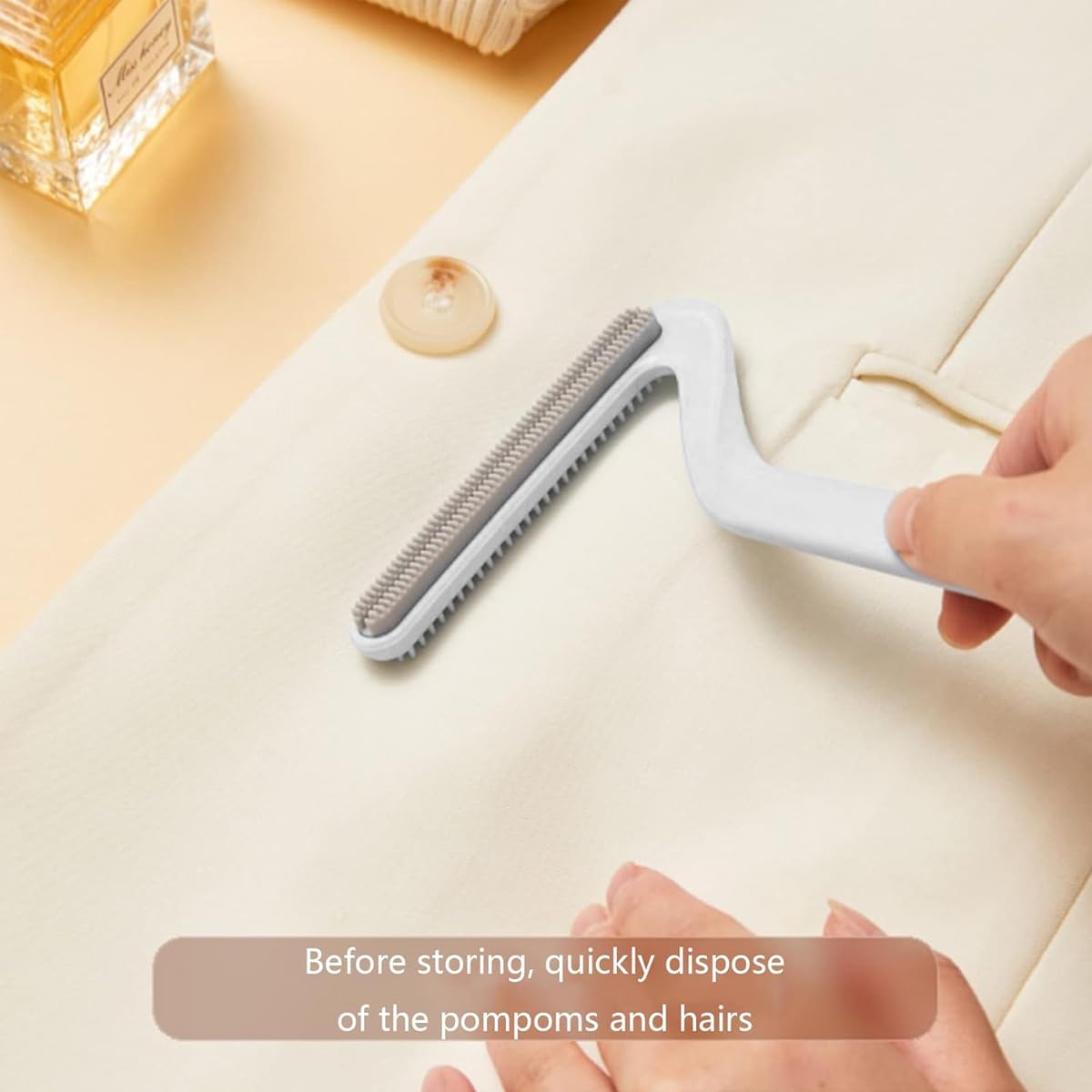 Double-Sided Carpet Scraper Pet Hair Remover Carpet Rake Cat Dog Hair Remover for Couch Rug Furniture Car Plus Pet Comb Brush (Blue)