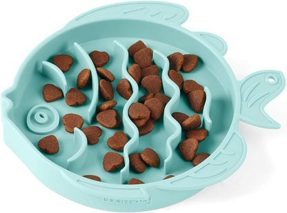 Coomazy Large Silicone Slow Feeder Dog Bowls, Interactive Puzzle Toy for Pets Food Training, Keeps Dogs Busy, Prevents Puppy Overeating (Dark Green, Large: 3.2Cup)