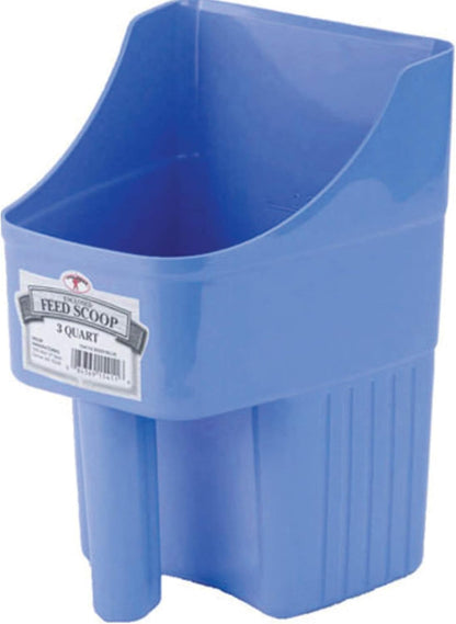 Little Giant® Plastic Enclosed Feed Scoop | Heavy Duty Durable Stackable Horse Feed Scoop with Measure Marks | Livestock Hand Scooper | 3 Quart