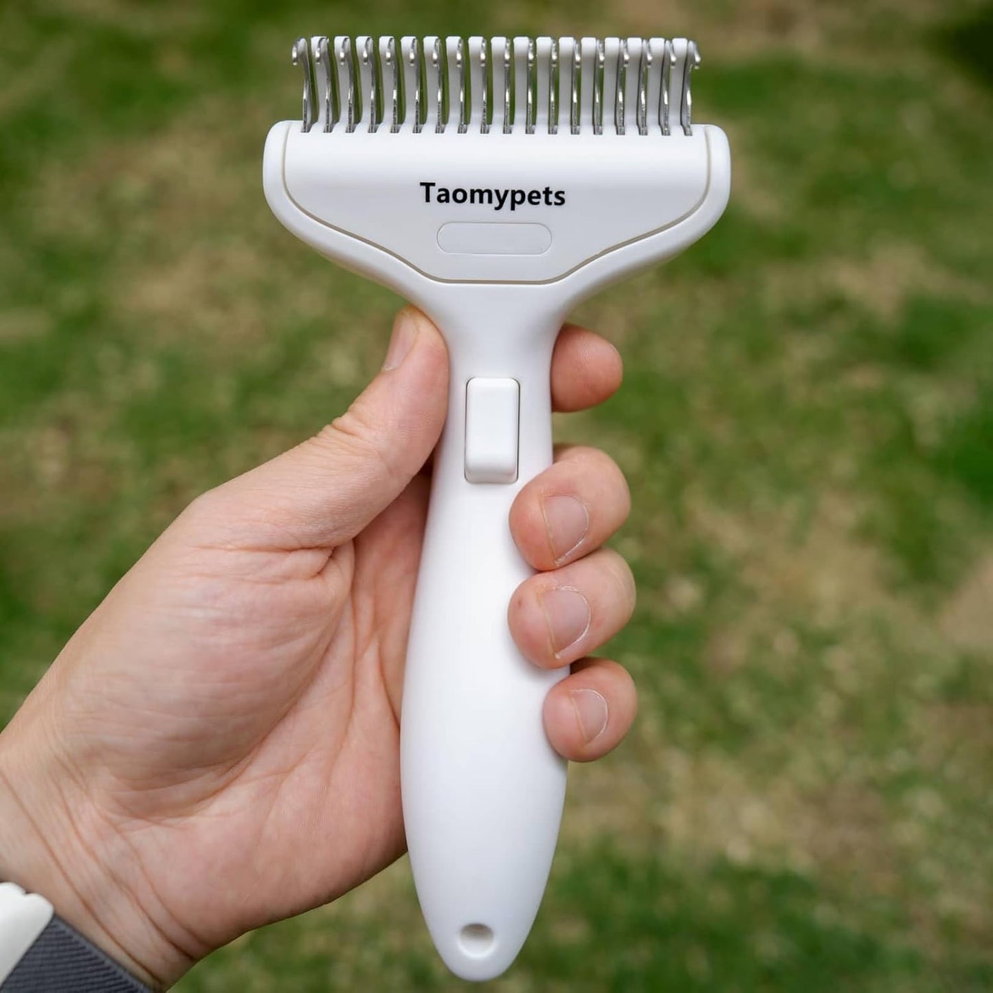 Self Cleaning Grooming Rake Brush for Shedding Gently Removes Loose Undercoat Mats Tangled Deshedding Grooming Tool for Dogs Cats Extra Wide (White)