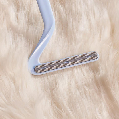 Double-Sided Carpet Scraper Pet Hair Remover Carpet Rake Cat Dog Hair Remover for Couch Rug Furniture Car Plus Pet Comb Brush (Blue)