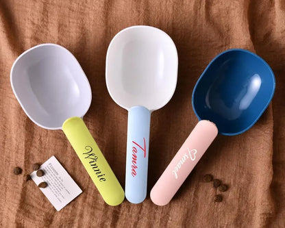 Personalized Dog and Cat Food Scoop with Bag Clip Function,Customizable Pet Names