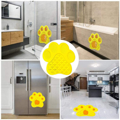 Dog Licking Mat for Anxiety Peanut Butter Slow Feeder Bowls Licking Pad with Strong Suction to Wall for Pet Bathing,Grooming,and Dog Training (Red)