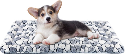 VANKEAN Dog Crate Pad Bed Mat Reversible (Warm & Cool), Soft Pet Sleeping Mat Dog Bed for Crate Suitable for Small to XX-Large Dogs and Cats, Machine Washable Crate Beds, Grey Stone Pattern
