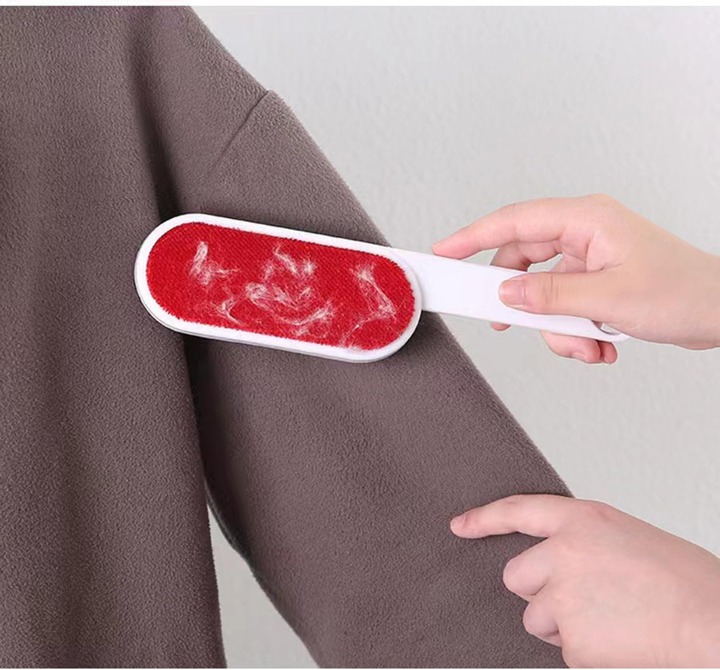 Cloth Hair Brush, Lint Brush, Lint Brushes for Clothes can be Used to Easily Remove The dust and pet Hair on Clothes, Sofas, beds on The Bed.