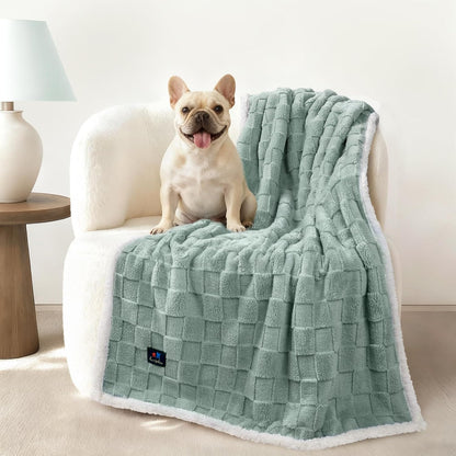Luciphia Waterproof Dog Blanket, Leakproof Small Pet Blanket for Couch Sofa Bed Furniture Cover Protector, Washable Soft Sherpa Fleece with 3D Jacquard, Cozy Calming Reversible, Gray White, 40"x28"