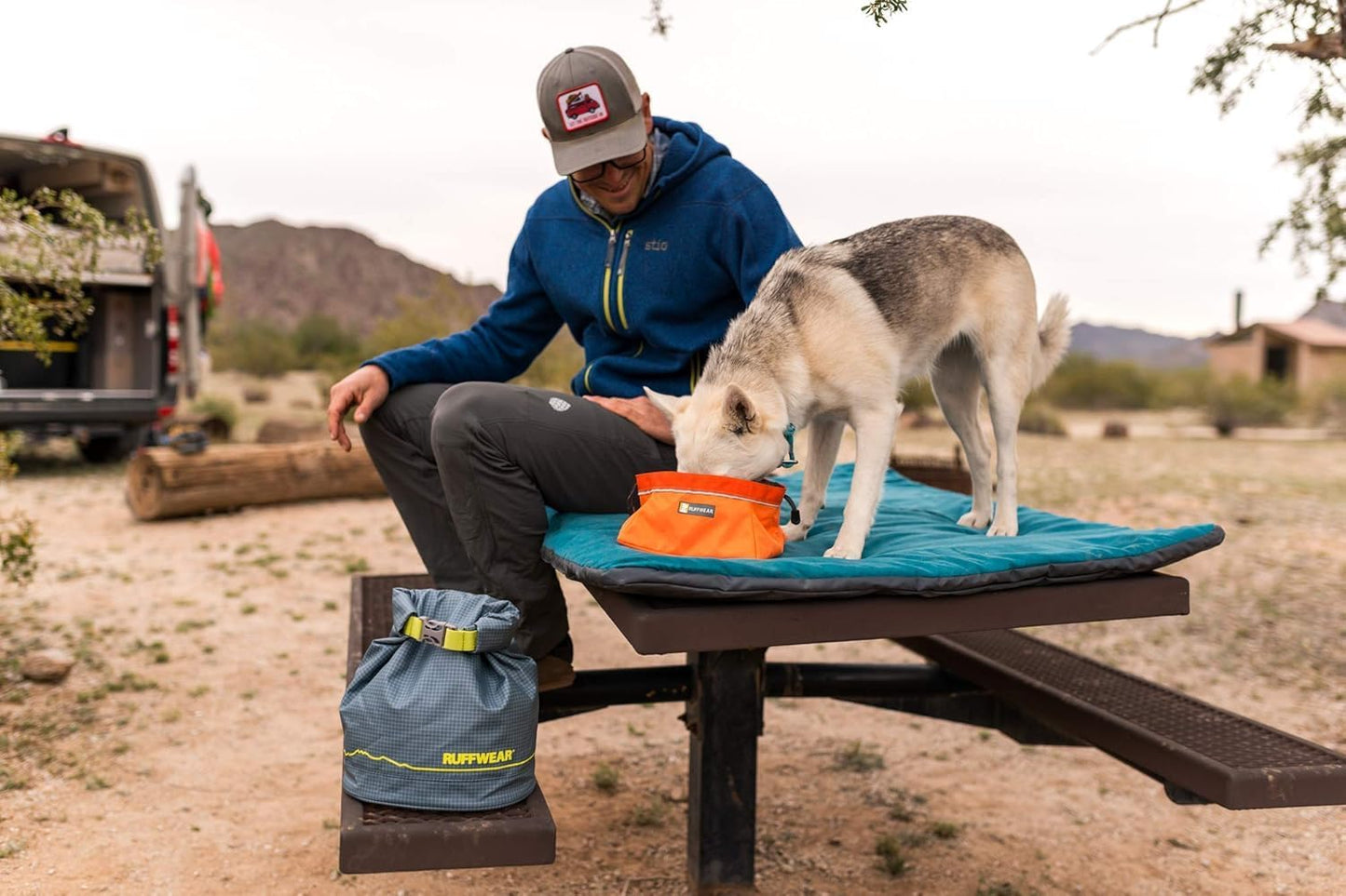 Ruffwear, Kibble Kaddie Dog Food Travel Bag, Roll-Down Closure Storage, Easy-Pour Spout, Compact Waterproof Odor-Sealing Liner with Stash Pocket, 10L/42 Cups, Camping Road Trip Essential, Basalt Gray