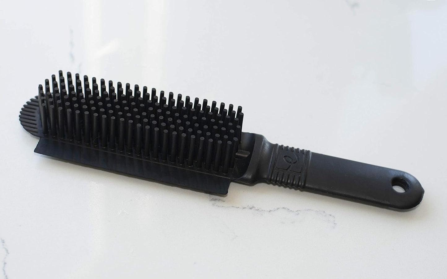 FURemover Duo Pet Hair Rubber Brush, Dual Sided to Easily Remove Fur and Lint from Clothing and Upholstery, Thick Bristles Groom Dogs and Cats, Easy to Clean, Colors May Vary