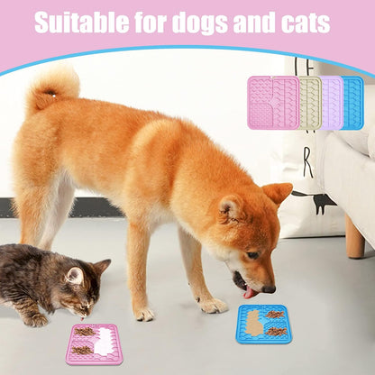 Lick Mat for Dogs and Cats，Cat Licking Pad with Suction Cups for Dog Anxiety Relief，Dog Peanut Butter Lick Pads for Dogs Perfect for Bathing Grooming,Slow Feeders for Dogs and Cats,4Pack