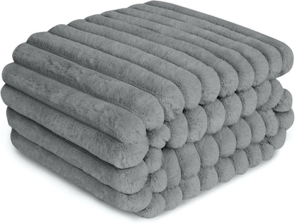 Waterproof Dog Blanket for Large Dogs - Washable Cat Blankets for Couch Bed Protection, Super Soft Calming Reversible Pet Blanket for Pet Kitten Puppy (Green, 50"x60")