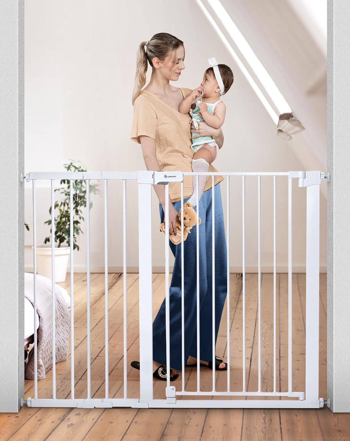 COMOMY 36" Extra Tall Baby Gate for Stairs and Doorways - Fits 29.5" to 48.8" Wide Openings, Auto Close Extra Wide Dog Gate for House, Pressure Mounted Easy Walk Through Pet With Door, Black