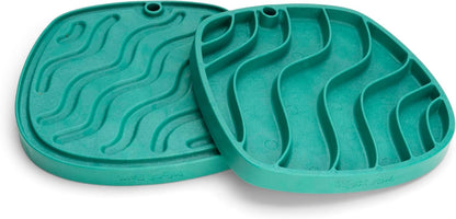 West Paw Seaflex Bubbles Feast Mat – All-in-One, Slow Feeder, Lick Mat – Encourages Foraging & Food Exploration - Engages Picky Eaters & Slow Feeding - Versatile – Easy to Clean, Non-Toxic - Tropic