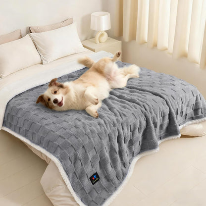 Luciphia Waterproof Dog Blanket, Leakproof Small Pet Blanket for Couch Sofa Bed Furniture Cover Protector, Washable Soft Sherpa Fleece with 3D Jacquard, Cozy Calming Reversible, Gray White, 40"x28"