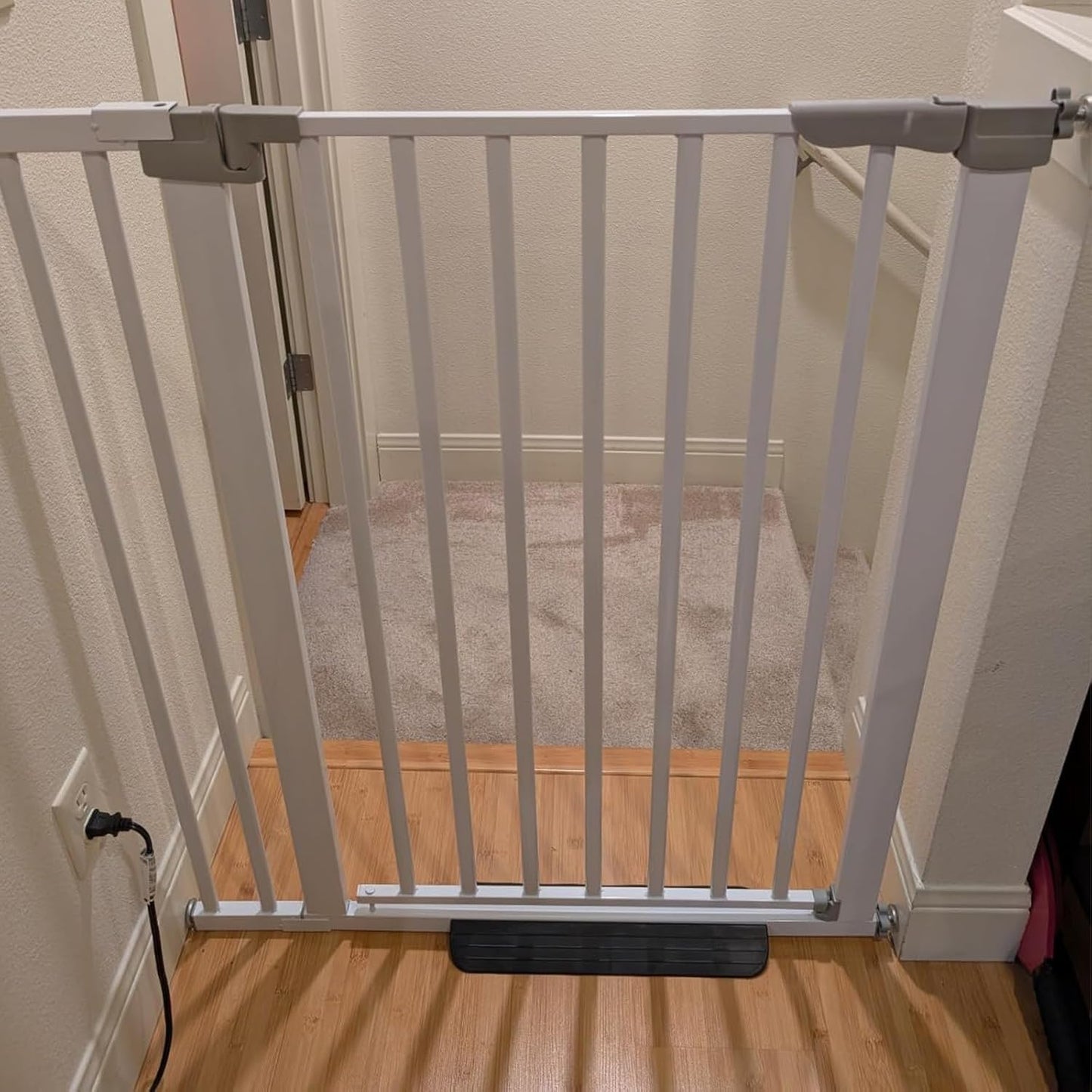 41 Inch Tall Baby Gate Auto Close Dog Gate Adjustable 29.92"-57.48" Wide Pressure Mounted Walk Through Swing Pet Gate for Doorways (White, 29.92"-57.48" Wide)