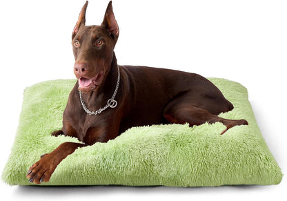 EHEYCIGA Fluffy Dog Crate Bed for Medium Dogs, Plush Faux Fur Crate Pad, Calming Anti Anxiety Medium Dog Bed, Washable Soft Warm Crate Mat with Non-Slip Bottom