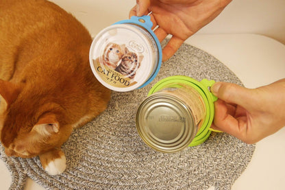 Comtim Pet Food Can Cover Silicone Can Lids for Dog and Cat Food(Universal Size,One fit 3 Standard Size Food Cans) (Blue/Purple)