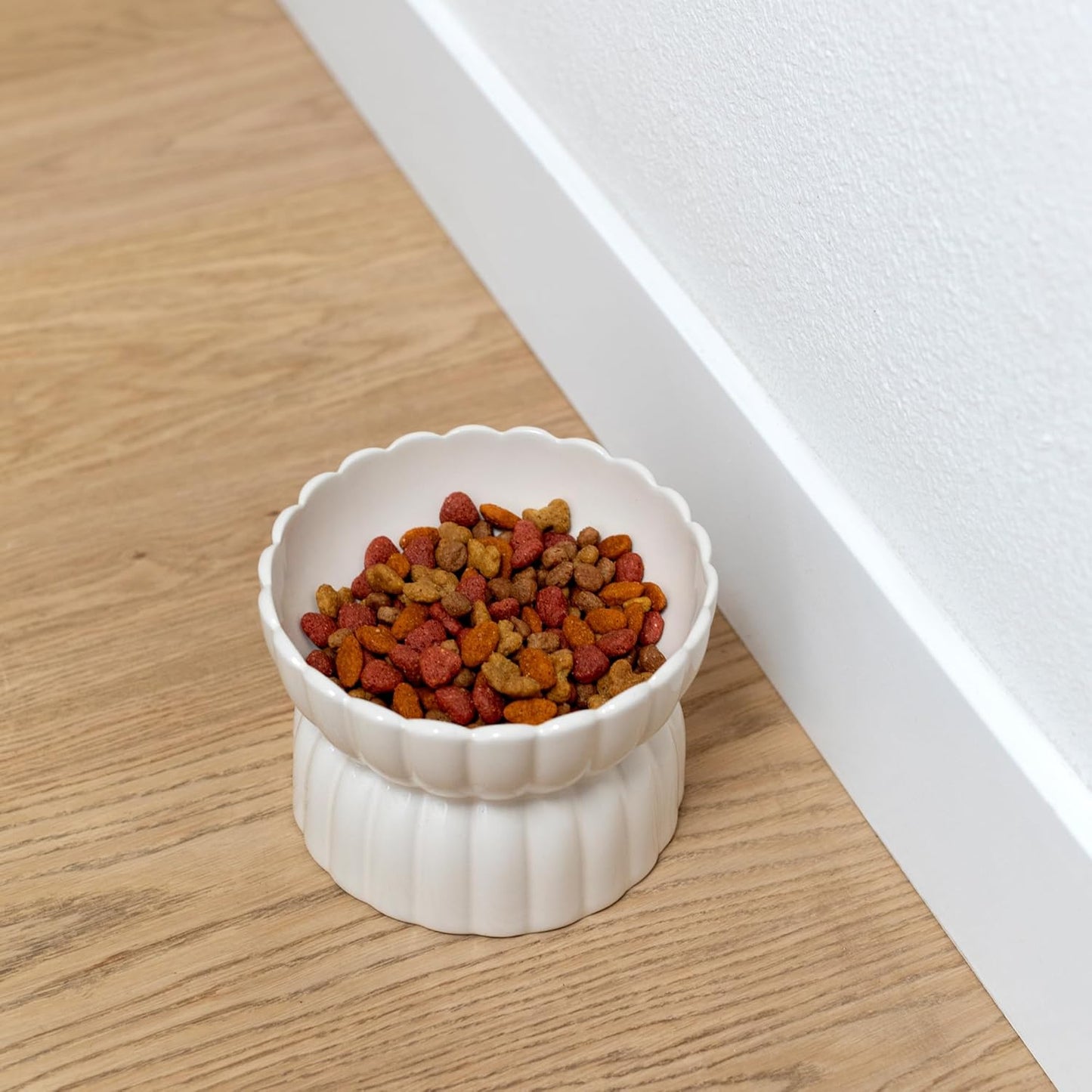 Fringe Studio Matte Speckled Green Medium Raised Stoneware Feeder W/Stainless Steel Insert (7" Diameter x 5.5" H, 26 fl.oz.), PetShop Collection (453MD001)