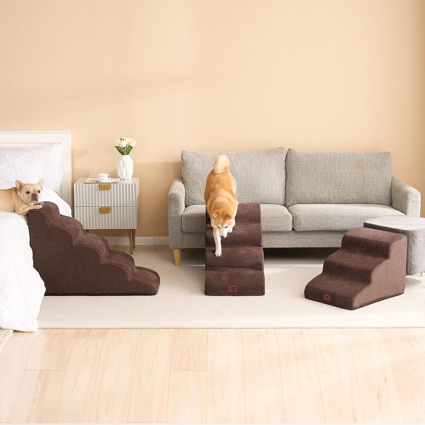 EHEYCIGA Curved Dog Stairs Ramp for High Beds 19.7" H, 4-Step Dog Steps for Small Dogs and Cats, Pet Stairs for High Bed Climbing, Non-Slip Balanced Pet Step Indoor, Grey