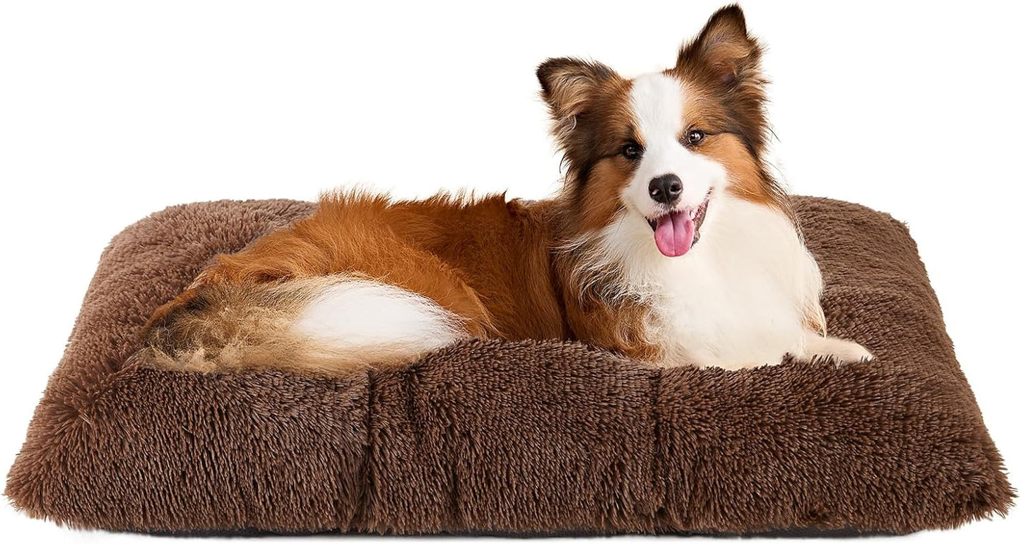 EHEYCIGA Fluffy Dog Crate Bed for Medium Dogs, Plush Faux Fur Crate Pad, Calming Anti Anxiety Medium Dog Bed, Washable Soft Warm Crate Mat with Non-Slip Bottom