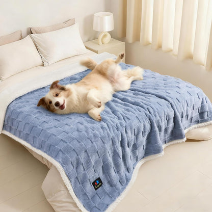 Luciphia Waterproof Dog Blanket, Leakproof Small Pet Blanket for Couch Sofa Bed Furniture Cover Protector, Washable Soft Sherpa Fleece with 3D Jacquard, Cozy Calming Reversible, Gray White, 40"x28"