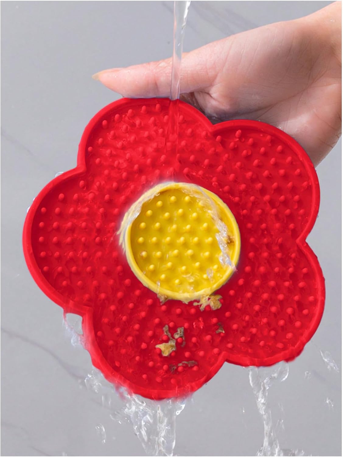 QWINEE Lick Mat for Dogs Cats Flower Shaped Pet Slow Feeder Dog Cat Puppy Bowl Lick Pad for Dog Fun Alternative to Slow Down Eat for Small Medium Large Dogs Pink One-Size
