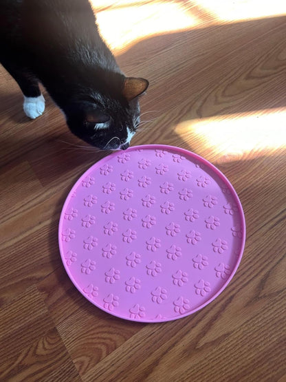 Pet Feeding Mat, Waterproof, Raised Edges to Prevent Spills, Easy Clean in Dishwasher, Dogs and Cats Placemat Tray to Stop Food and Water Bowl Messes on Floor(1Pack Beige)