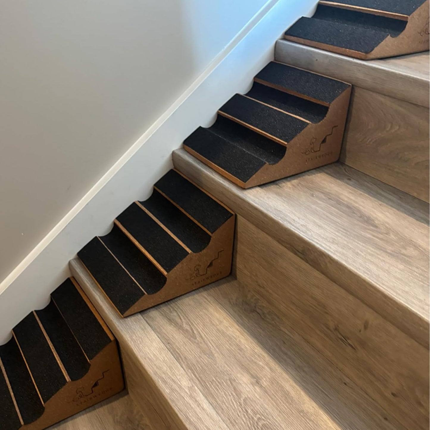 Original StairWedge™ - NEW Enhanced Tread Grip! Ramp for Small Dogs Breeds - Fits Standard Staircase - Wedge Shape Stair Ramp for Dogs and Pets - Multi-Patent Pending (1single)