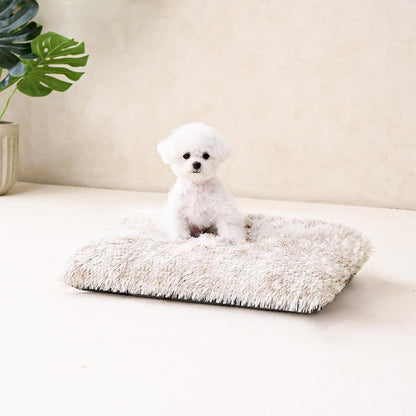 EHEYCIGA Fluffy Dog Crate Bed for Medium Dogs, Plush Faux Fur Crate Pad, Calming Anti Anxiety Medium Dog Bed, Washable Soft Warm Crate Mat with Non-Slip Bottom