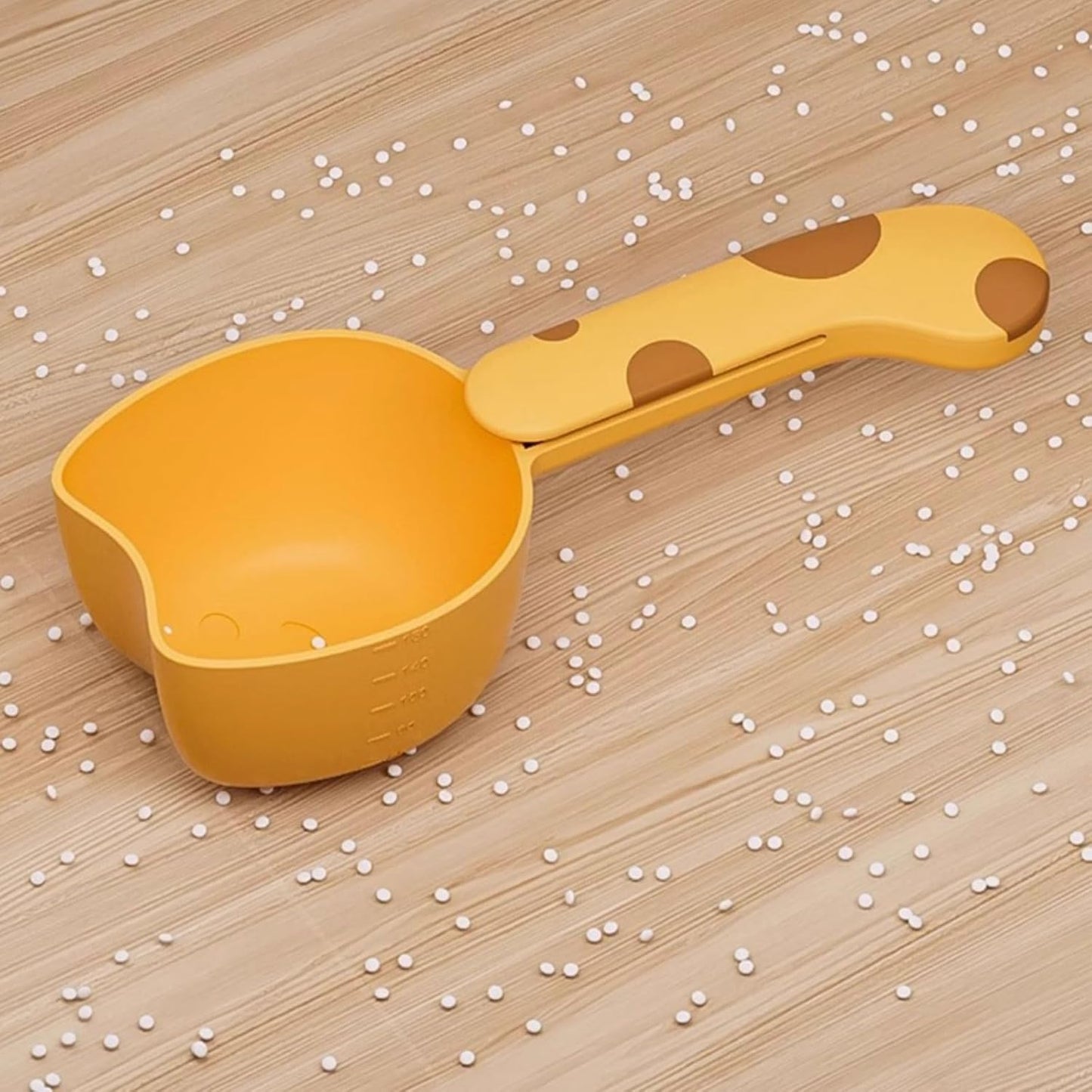Functional Kitchens Spoon and Sealing Clip Portable Food Scoops for Dog and Cats Food Perfect for Grains and Rice Bag Clip Spoon