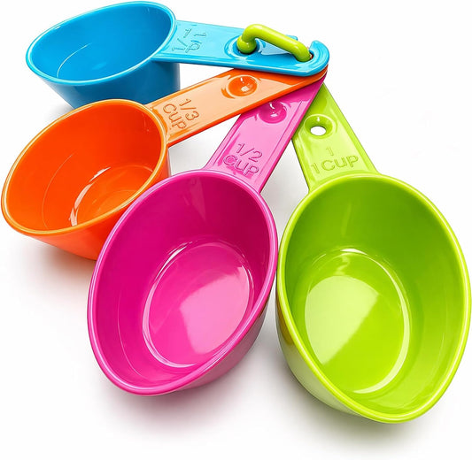 Rypet Pet Food Scoop Set of 5 - Measuring Cups and Spoons Set Plastic for Dog, Cat and Bird Food (Random Color)