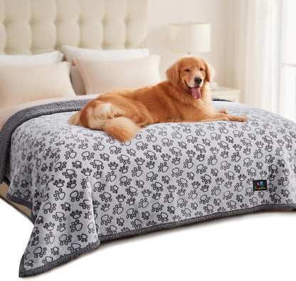 Luciphia Waterproof Pet Blankets for Couch Sofa Bed Cover Cat Liquid Pee Proof Washable Soft Fluffy Large Dog Blanket Reversible Furniture Protection Puppy Grey Paw Thicken Small（40" x 28"）