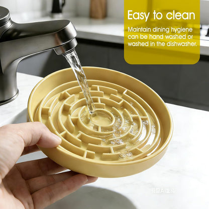Silicone Slow Feeder Bowl, with Non-Slip Suction Cups, Anti-Choking, Puppy Puzzle Bowl, Slows Down Eating Speed, Relieves Anxiety, Suitable for S&M Sized Dogs and Cats(Green