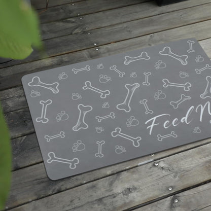 Le courant Dog Cat Feeding Mat,Water Absorbent, Non Slip Placemat for Pets Bowl and Water,100% Waterproof Feeding Mats for Multiple Breeds.Grey.Bone Printing