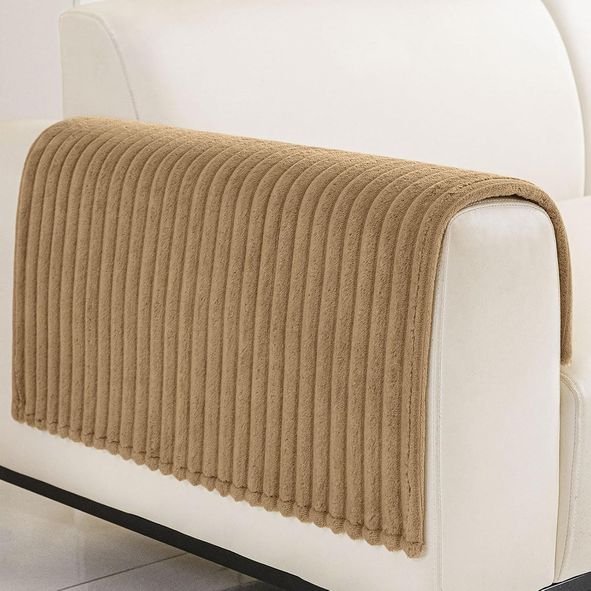 Waterproof Couch Cover for Dogs, Washable Non Slip Plush Protector