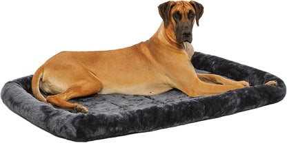 MidWest Homes for Pets QuietTime Dog Bed - White Fleece Bolster, Ultra-Soft and Machine Washable, Fits 24-Inch Crates and Carriers, for Small Breed Dogs