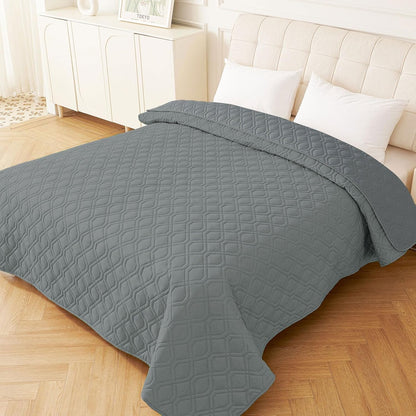 hyha Waterproof Dog Bed Blanket, Soft Pet Blankets, Waterproof Couch Cover for Dogs, Reversible Sofa Covers Washable for Furniture (30x70 Inch, Grey/Dark Grey)