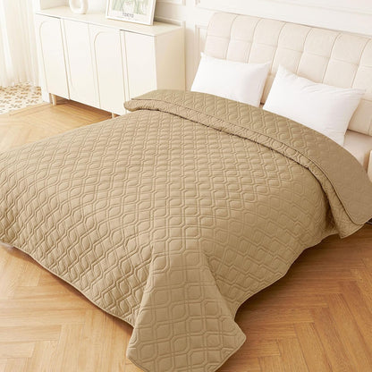 hyha Waterproof Dog Bed Blanket, Soft Pet Blankets, Waterproof Couch Cover for Dogs, Reversible Sofa Covers Washable for Furniture (30x70 Inch, Taupe/Beige)