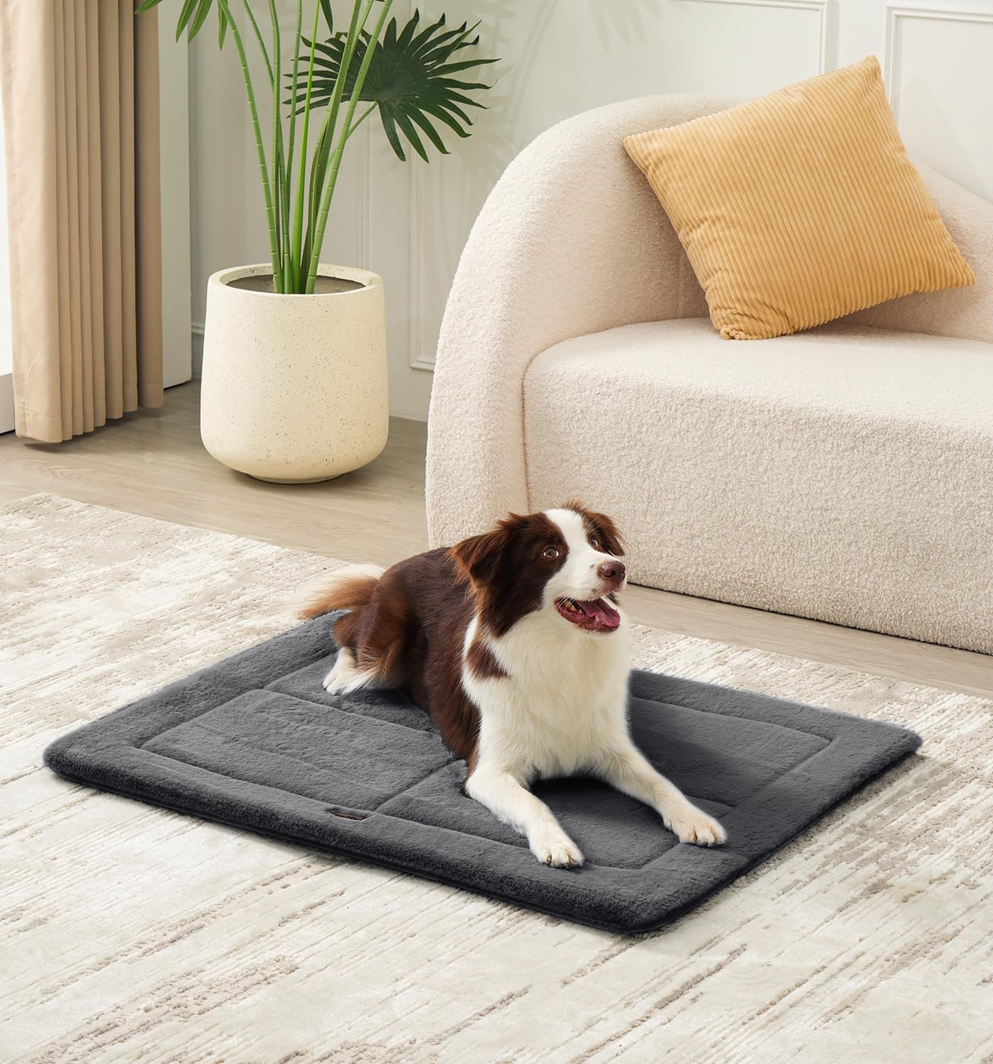 Made4Pets Dog Crate Pad Bed for Medium Large Dogs, Washable & Reversible, Anti-Slip Kennel Mat for Cozy Sleeping, Soft Fluffy Dog Bed for Indoor & Outdoor Use, 35"x23", Gray