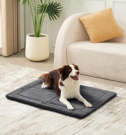 Made4Pets Dog Crate Pad Bed for Medium Large Dogs, Washable & Reversible, Anti-Slip Kennel Mat for Cozy Sleeping, Soft Fluffy Dog Bed for Indoor & Outdoor Use, 35"x23", Gray