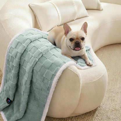 Luciphia Waterproof Dog Blanket, Leakproof Small Pet Blanket for Couch Sofa Bed Furniture Cover Protector, Washable Soft Sherpa Fleece with 3D Jacquard, Cozy Calming Reversible, Gray White, 40"x28"