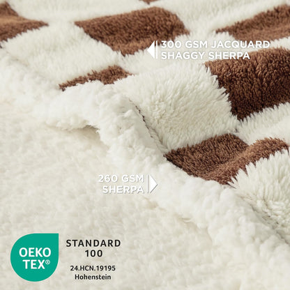 LE SURE Waterproof Dog Blanket for Large Dogs - Washable Double Sided Dog Blankets with Warm Jacquard Shag and Soft Sherpa Fleece, Pet Cat Blanket for Couch Protection, 3D Textured Cloud, Green