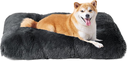 EHEYCIGA Fluffy Dog Crate Bed for Medium Dogs, Plush Faux Fur Crate Pad, Calming Anti Anxiety Medium Dog Bed, Washable Soft Warm Crate Mat with Non-Slip Bottom
