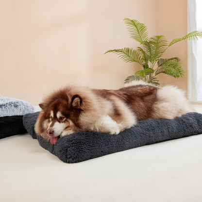 EHEYCIGA Fluffy Dog Crate Bed for Medium Dogs, Plush Faux Fur Crate Pad, Calming Anti Anxiety Medium Dog Bed, Washable Soft Warm Crate Mat with Non-Slip Bottom