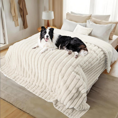 Waterproof Dog Blanket for Large Dogs - Washable Cat Blankets for Couch Bed Protection, Super Soft Calming Reversible Pet Blanket for Pet Kitten Puppy (Green, 50"x60")